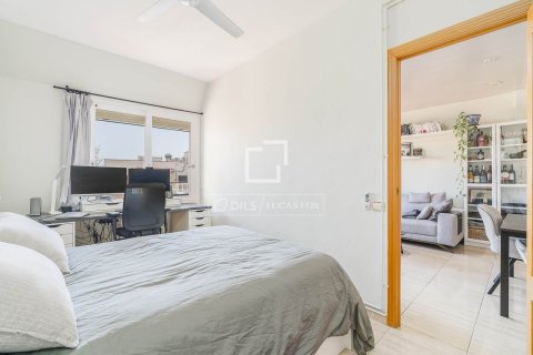 Penthouse w Barcelona, Hiszpania 3 sypialnie, 70 mkw. nr 166321 – zdjęcie 17