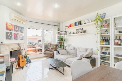Penthouse w Barcelona, Hiszpania 3 sypialnie, 70 mkw. nr 166321 – zdjęcie 11
