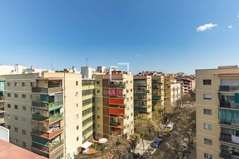 Penthouse w Barcelona, Hiszpania 3 sypialnie, 70 mkw. nr 166321 – zdjęcie 3