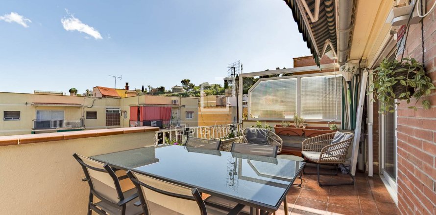 Penthouse w Barcelona, Hiszpania 3 sypialnie, 70 mkw. nr 166321