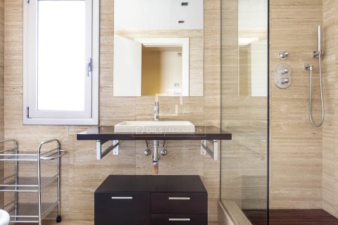 Villa for rent in Barcelona, Spain 6 bedrooms, 678 sq.m. No. 166322 - photo 30