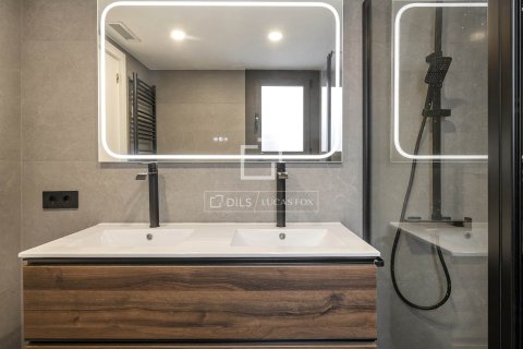 Dzīvoklis īrēšanai Barcelona, Spānijā 4 istabas, 168 m2 Nr. 166325 - attēls 30