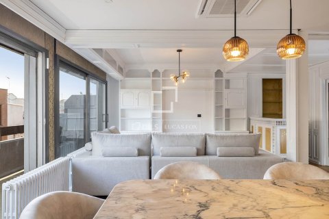 Dzīvoklis īrēšanai Barcelona, Spānijā 4 istabas, 168 m2 Nr. 166325 - attēls 8