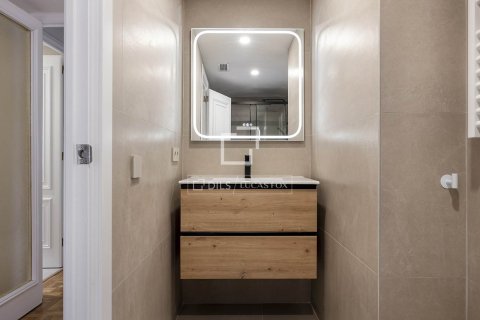 Dzīvoklis īrēšanai Barcelona, Spānijā 4 istabas, 168 m2 Nr. 166325 - attēls 18