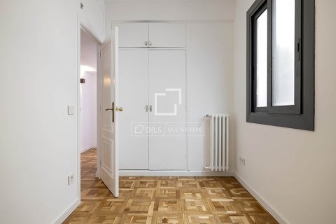 Dzīvoklis īrēšanai Barcelona, Spānijā 4 istabas, 168 m2 Nr. 166325 - attēls 21