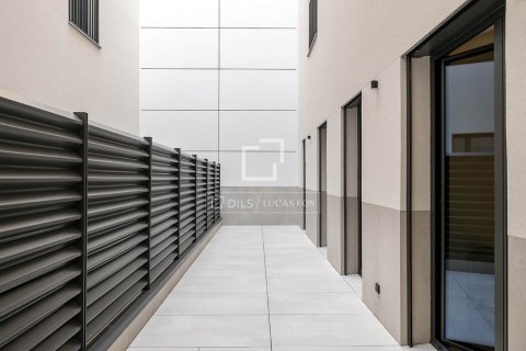 Apartament w Barcelona, Hiszpania 3 sypialnie, 99 mkw. nr 166323 – zdjęcie 24