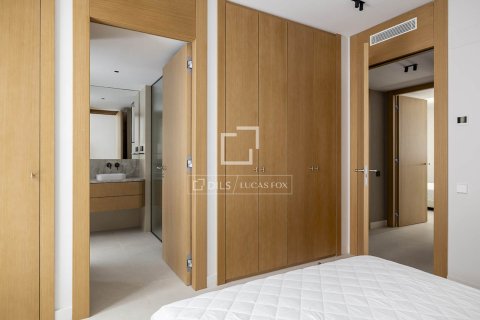 Apartament w Barcelona, Hiszpania 3 sypialnie, 99 mkw. nr 166323 – zdjęcie 20