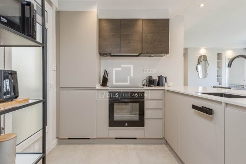 Penthouse w Barcelona, Hiszpania 2 sypialnie, 82 mkw. nr 166326 – zdjęcie 12