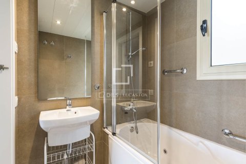 Penthouse w Barcelona, Hiszpania 2 sypialnie, 82 mkw. nr 166326 – zdjęcie 29