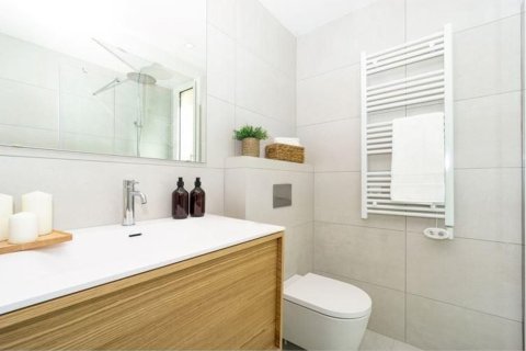 Lägenhet till salu i Barcelona, Spanien 2 sovrum, 93 kvm. Nr. 148871 - foto 10