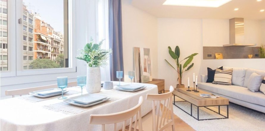 Lägenhet i Barcelona, Spanien 2 sovrum, 93 kvm. Nr. 148871