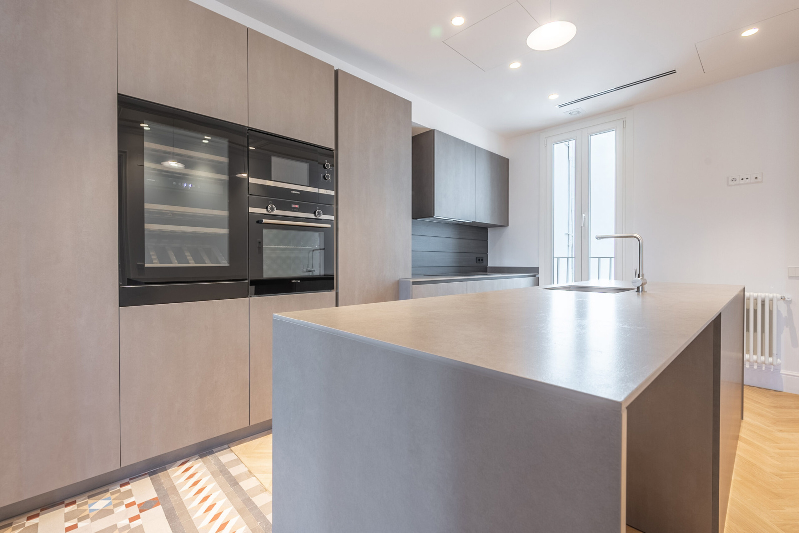Wohnung in Barcelona, Spanien 2 Schlafzimmer, 159 m2 Nr. 148872