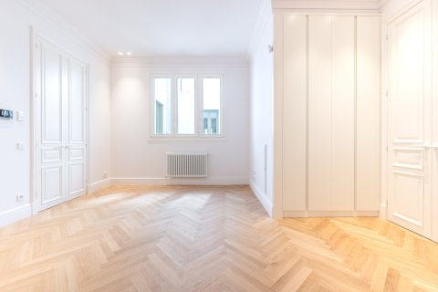 Wohnung zum Verkauf in Barcelona, Spanien 2 Schlafzimmer, 159 m2 Nr. 148872 - Foto 28