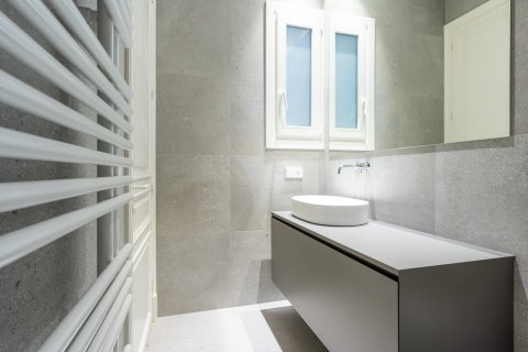 Apartamento en venta en Barcelona, España 2 dormitorios, 163 m2 No. 148870 - foto 19