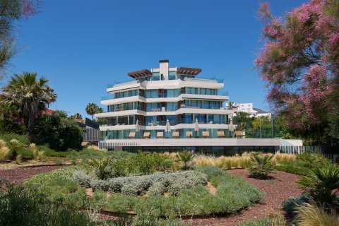 Huoneisto myytävänä Estepona, Malaga, Espanja, 3 makuuhuonetta, 232.77 m2 No. 174217 - kuva 4