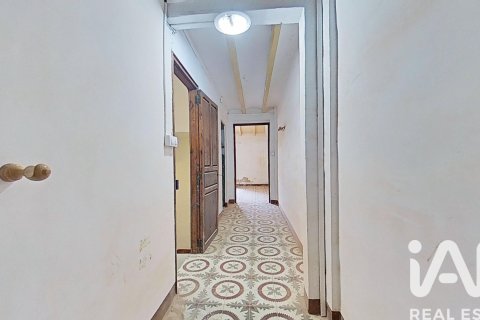 House for sale in Atzeneta del Maestrat, Castellon, Spain 5 bedrooms, 212 sq.m. No. 185426 - photo 11