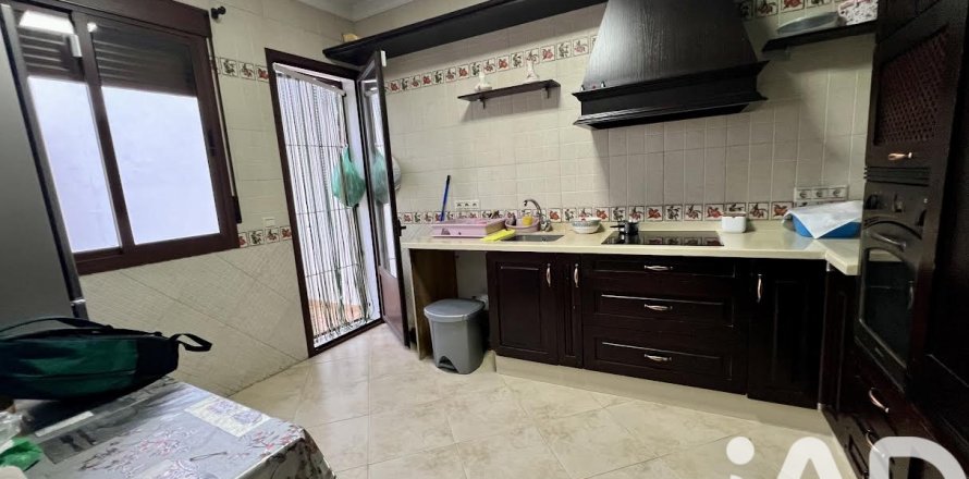 Penthouse in Lepe, Huelva, Spain 3 bedrooms, 130 sq.m. No. 185423