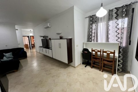Penthouse for sale in Lepe, Huelva, Spain 3 bedrooms, 130 sq.m. No. 185423 - photo 3