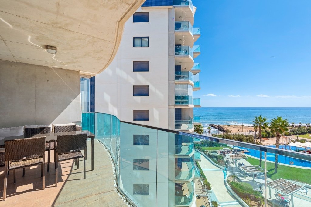Huoneisto Punta Prima, Alicante, Espanja 2 makuuhuonetta, 61 m2 No. 145410