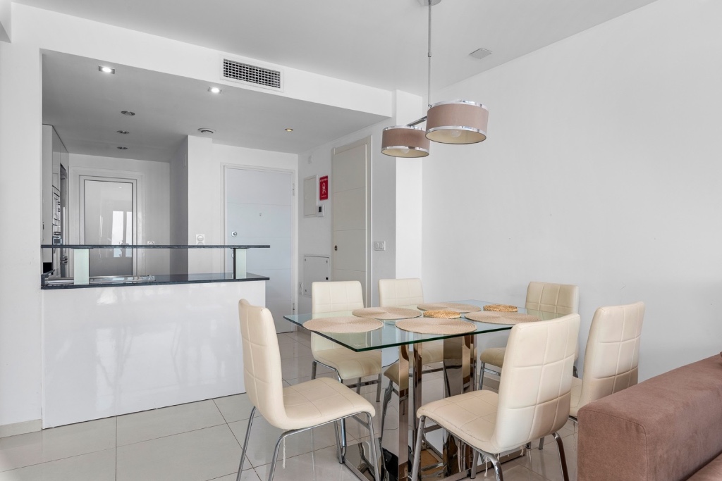 Huoneisto Punta Prima, Alicante, Espanja 2 makuuhuonetta, 61 m2 No. 145410