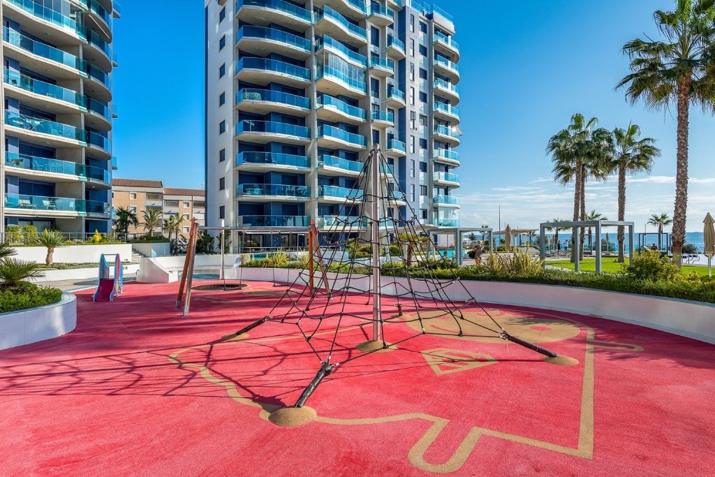 Huoneisto Punta Prima, Alicante, Espanja 2 makuuhuonetta, 61 m2 No. 145410