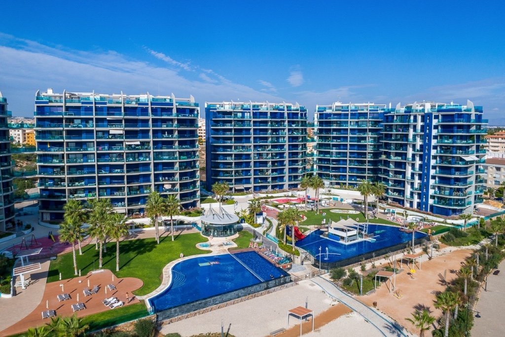 Huoneisto Punta Prima, Alicante, Espanja 2 makuuhuonetta, 61 m2 No. 145410