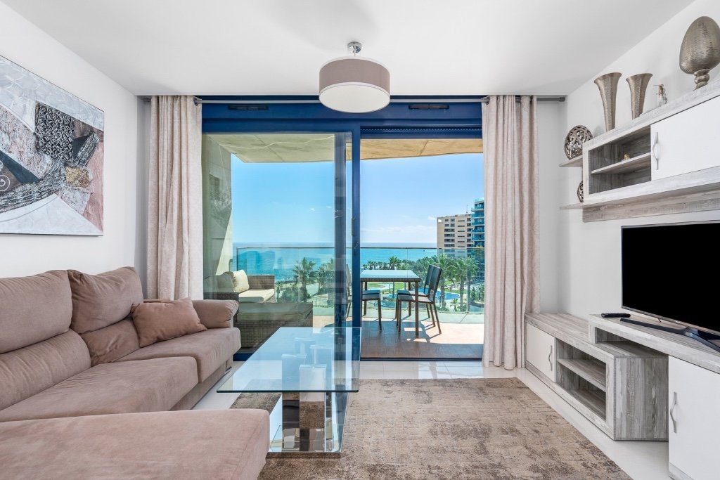 Huoneisto Punta Prima, Alicante, Espanja 2 makuuhuonetta, 61 m2 No. 145410