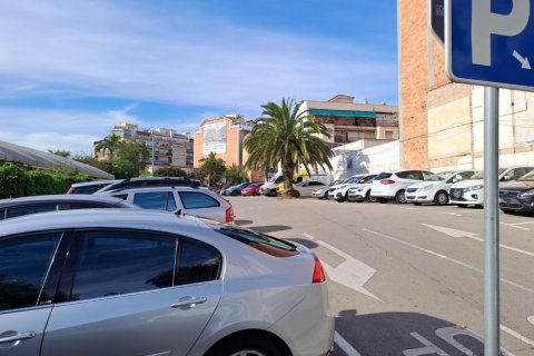 Land plot for sale in Esplugues de Llobregat, Barcelona, Spain No. 167232 - photo 4
