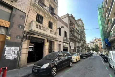 Retail store in Barcelona, Spain 194 sq.m. No. 167236
