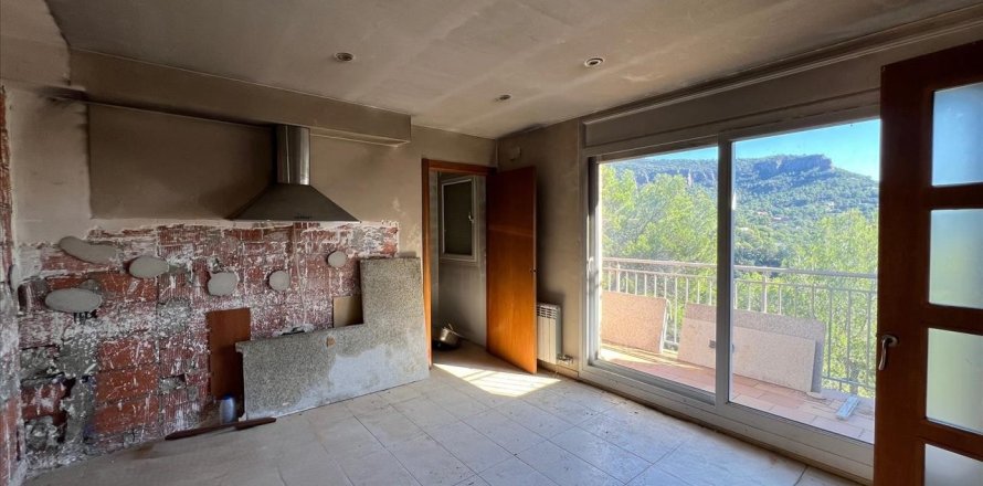 House à Matadepera, Barcelona, Espagne 4 chambres, 278 m2 No. 167231