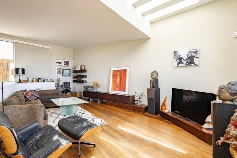 House for sale in Sitges, Barcelona, Spain 6 bedrooms, 354 sq.m. No. 177842 - photo 10