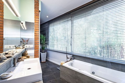 House for sale in Sitges, Barcelona, Spain 6 bedrooms, 354 sq.m. No. 177842 - photo 21
