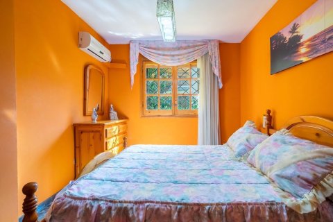 Apartament w Calafell, Tarragona, Hiszpania 3 sypialnie, 88 mkw. nr 177845 – zdjęcie 12