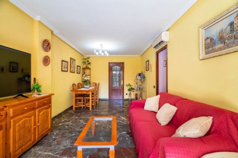 Apartament w Calafell, Tarragona, Hiszpania 3 sypialnie, 88 mkw. nr 177845 – zdjęcie 2