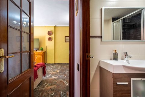 Apartament w Calafell, Tarragona, Hiszpania 3 sypialnie, 88 mkw. nr 177845 – zdjęcie 21
