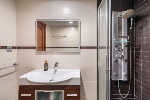 Apartament w Calafell, Tarragona, Hiszpania 3 sypialnie, 88 mkw. nr 177845 – zdjęcie 23