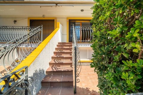 Apartament w Calafell, Tarragona, Hiszpania 3 sypialnie, 88 mkw. nr 177845 – zdjęcie 28