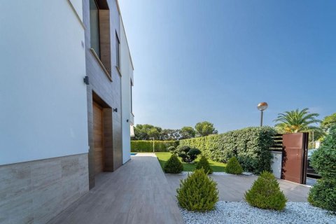 House for sale in Spain 5 bedrooms, 529 sq.m. No. 177841 - photo 7