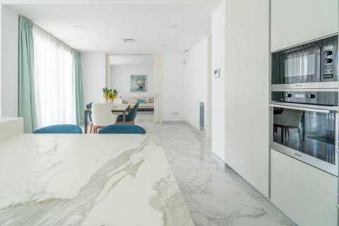 House for sale in Spain 5 bedrooms, 529 sq.m. No. 177841 - photo 25