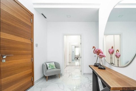 House for sale in Spain 5 bedrooms, 529 sq.m. No. 177841 - photo 16