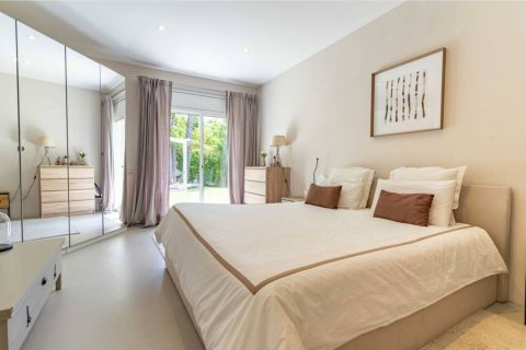 House for sale in Sant Pere de Ribes, Barcelona, Spain 6 bedrooms, 350 sq.m. No. 177843 - photo 24
