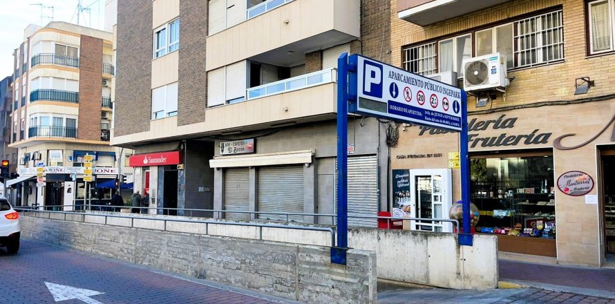 Pysäköinti Guardamar del Segura, Alicante, Espanja 10 m2 No. 183899