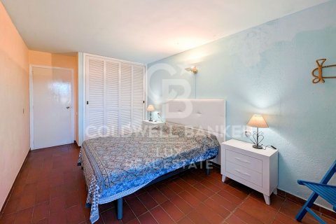 House for sale in Cadaques, Girona, Spain 3 bedrooms, 80 sq.m. No. 160093 - photo 12