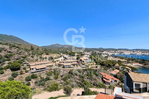 House for sale in Cadaques, Girona, Spain 3 bedrooms, 80 sq.m. No. 160093 - photo 22