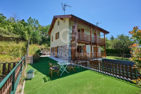 Talo Espanja 3 makuuhuonetta, 135 m2 No. 160094