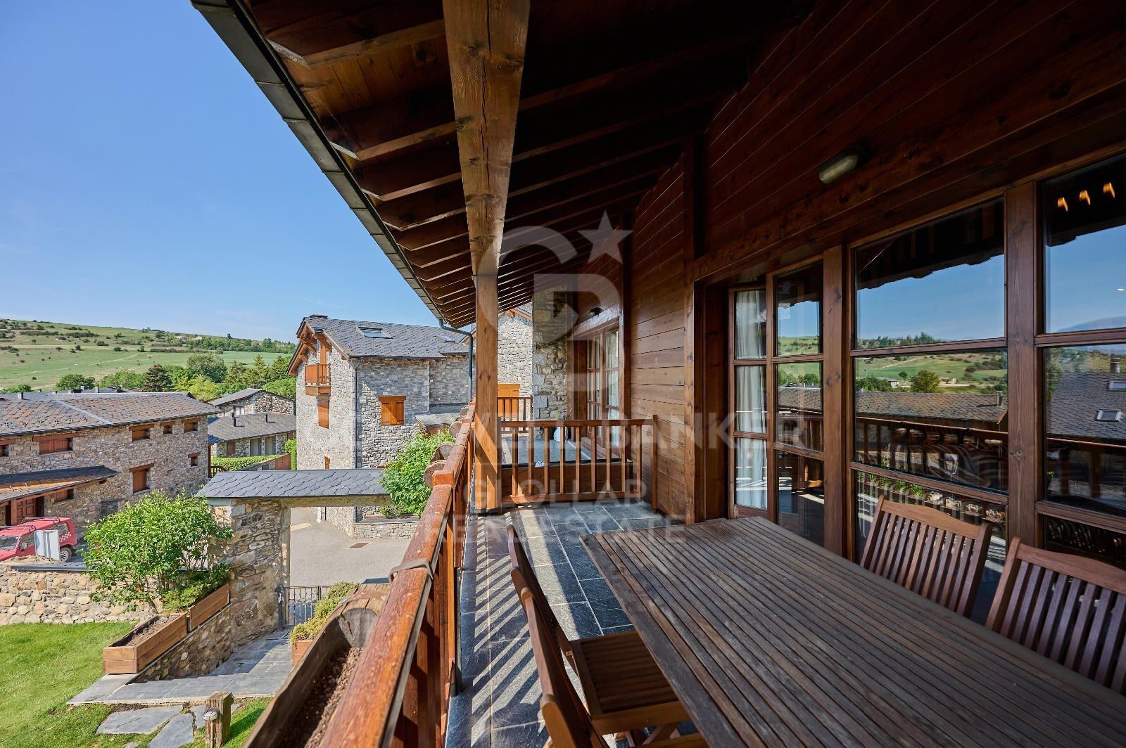 Триплекс в Герона, Испания 4 спальни, 200м2 №160099
