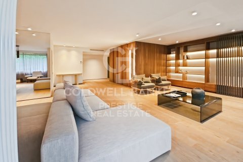 Lägenhet till salu i Barcelona, Spanien 5 sovrum, 280 kvm. Nr. 160096 - foto 7