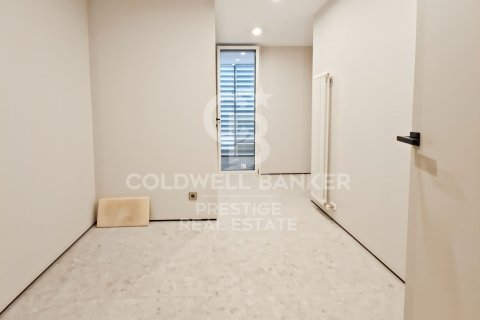 Lägenhet till salu i Barcelona, Spanien 5 sovrum, 280 kvm. Nr. 160096 - foto 23