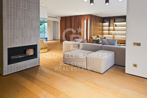 Продажа квартиры в Барселона, Испания 5 спален, 280м2 №160096 - фото 4