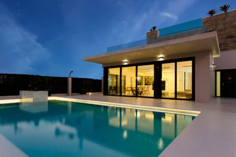 Villa for sale in Orihuela, Alicante, Spain 4 bedrooms, 322 sq.m. No. 175580 - photo 2